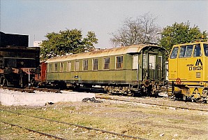 Works car in Akhisar. Photo Mahmut Zeytinoğlu