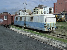 Works car in Tavsanli. Photo Mahmut Zeytinoğlu