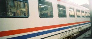 The compartment version of TVS2000 in Dogu Express, ready to depart to Kars from Ankara, being hauled by DE2. 2001. 2001. Photo Gökçe Aydin.