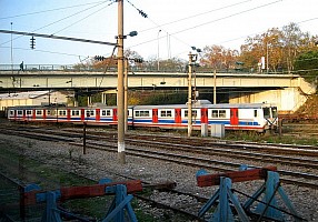 E14000 leaving Haydarpaşa, 3 december 2004. Photo & copyright Graham Williams