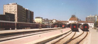 Basmane station, platform side. June 2001. Photo JP Charrey