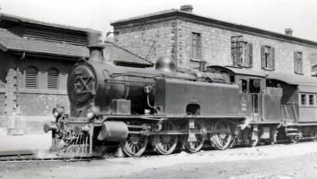 4502 at İzmir Alsancak. 7th June 1955