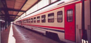 TVS2000 sleeping car of Ankara Express, the night train between Ankara and Istanbul. This train is only composed of sleeping cars. 2001. Photo Gökçe Aydın.