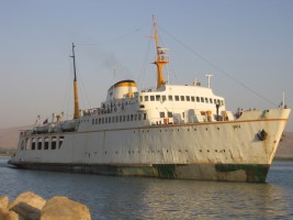 Van Lake train ferry