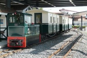 Baguley Drewry loco ready to depart for a trip along the Golden horn, August 2011, photo JP Charrey