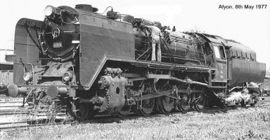 56152